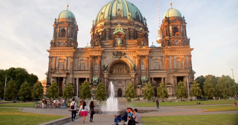 European Capitals Compared: Berlin vs. Budapest