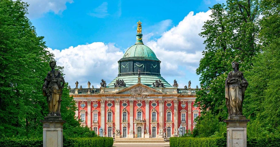 European Capitals Compared: Berlin vs. Budapest