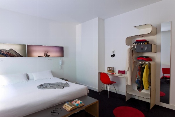 Hotel Gat Point Charlie image 8