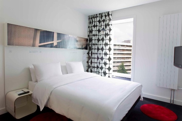 Hotel Gat Point Charlie image 9