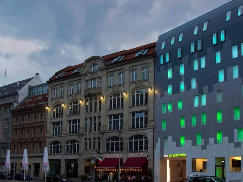 Hotel Gat Point Charlie